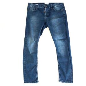 only worn a few times , like new,and comfortable.